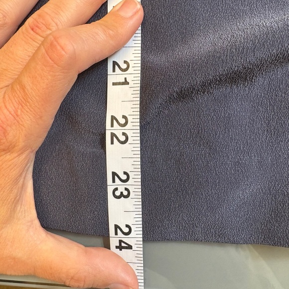 Everlane Blue Grey Sleeveless Flowy Silky Classic Camisole size XS - Picture 6 of 6